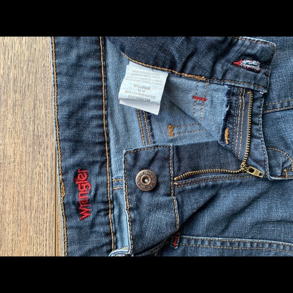 Wrangler Hemmed Denim Jean Shorts Size 10 - Picture 5 of 5